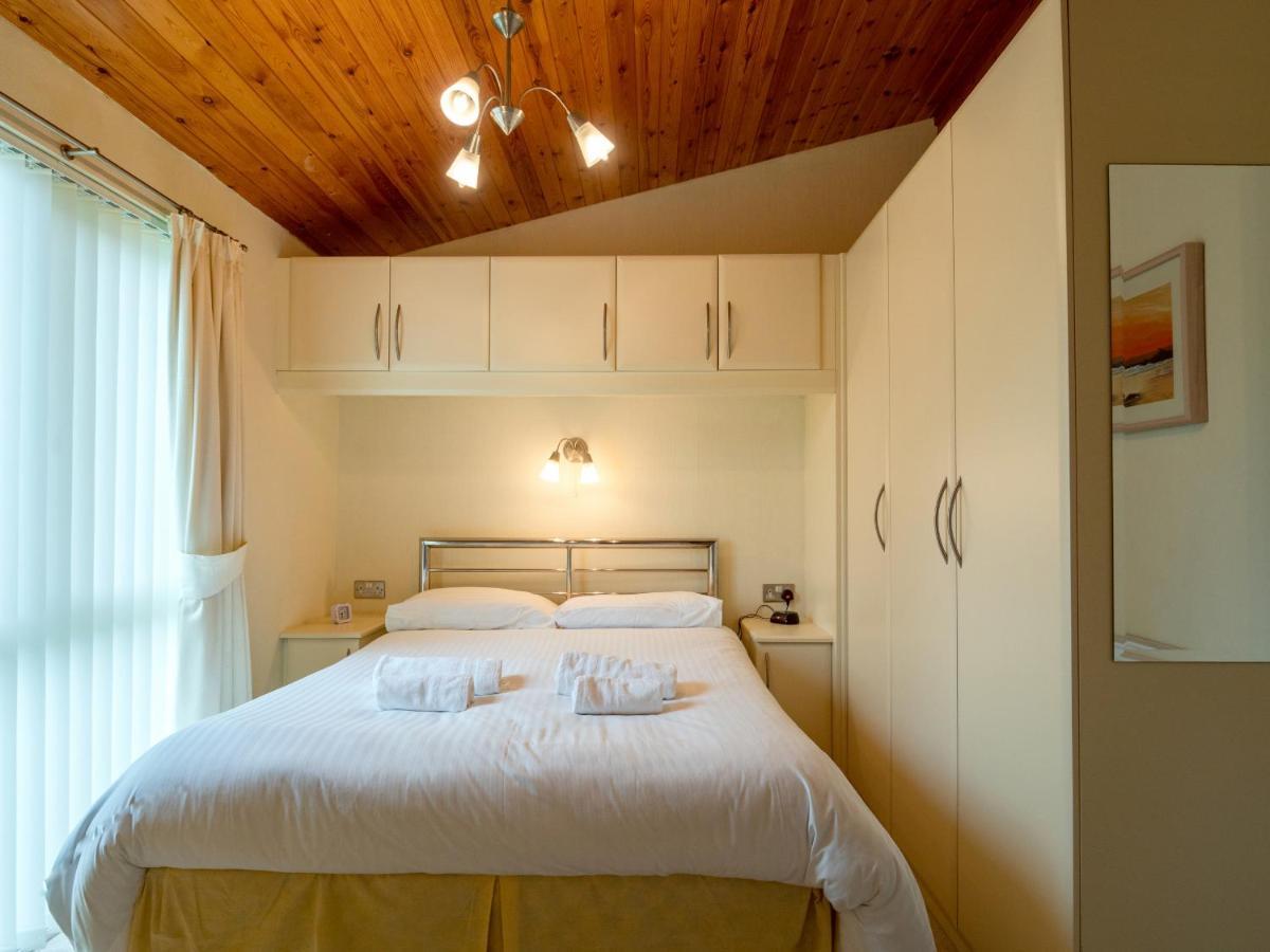 Finest Retreats - Whitsand Bay Lodge Torpoint Extérieur photo