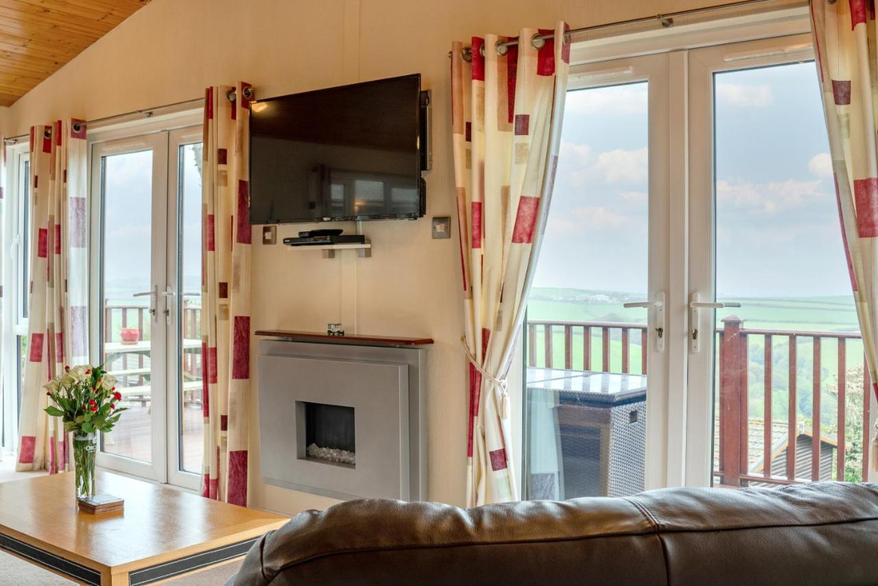 Finest Retreats - Whitsand Bay Lodge Torpoint Extérieur photo